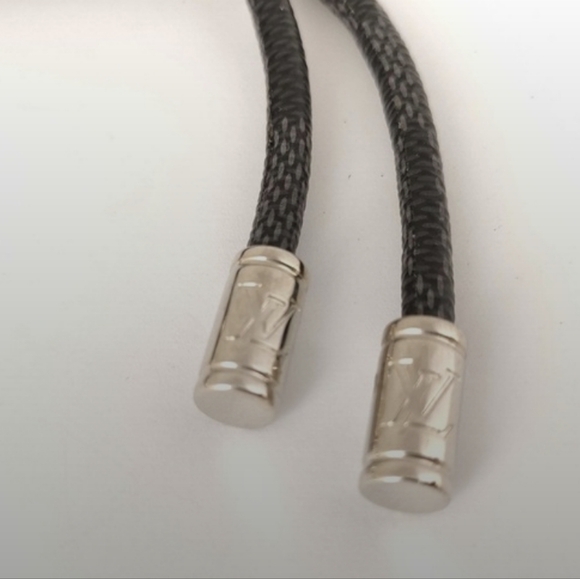 Louis Vuitton Black Keyring Keychain Rope/ UNISEX π₯° - Picture 3 of 5